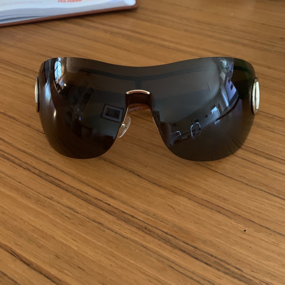 Gucci Horsebit sunglasses EUC Style# GG2711/S